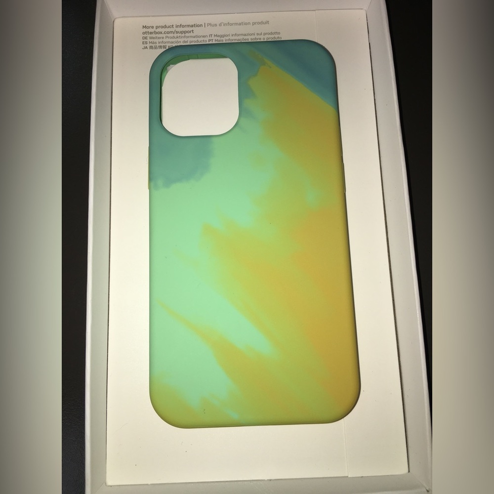 iPhone slim and sturdy 12 mini case